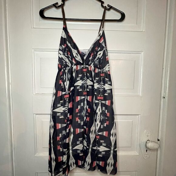 Ocean Drive Multi Color Dress w/ Faux Braided Leather Strap Detail - Picture 10 of 11